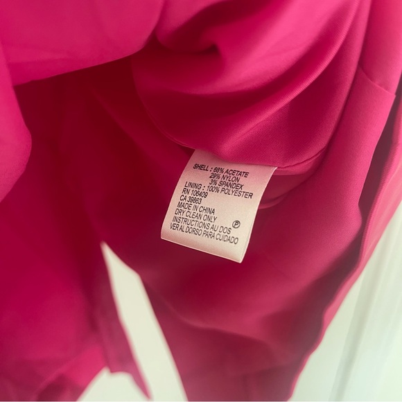 Tahari Arthur S. Levine Fuchsia Satin Sheath Dress with Bow Women's Size 8 - Picture 5 of 9